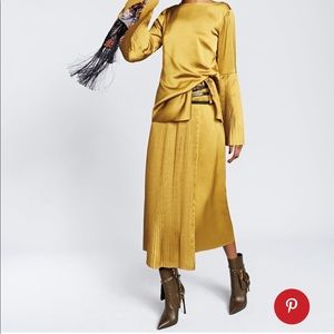 Banana Republic x Olivia Palermo wrap skirt